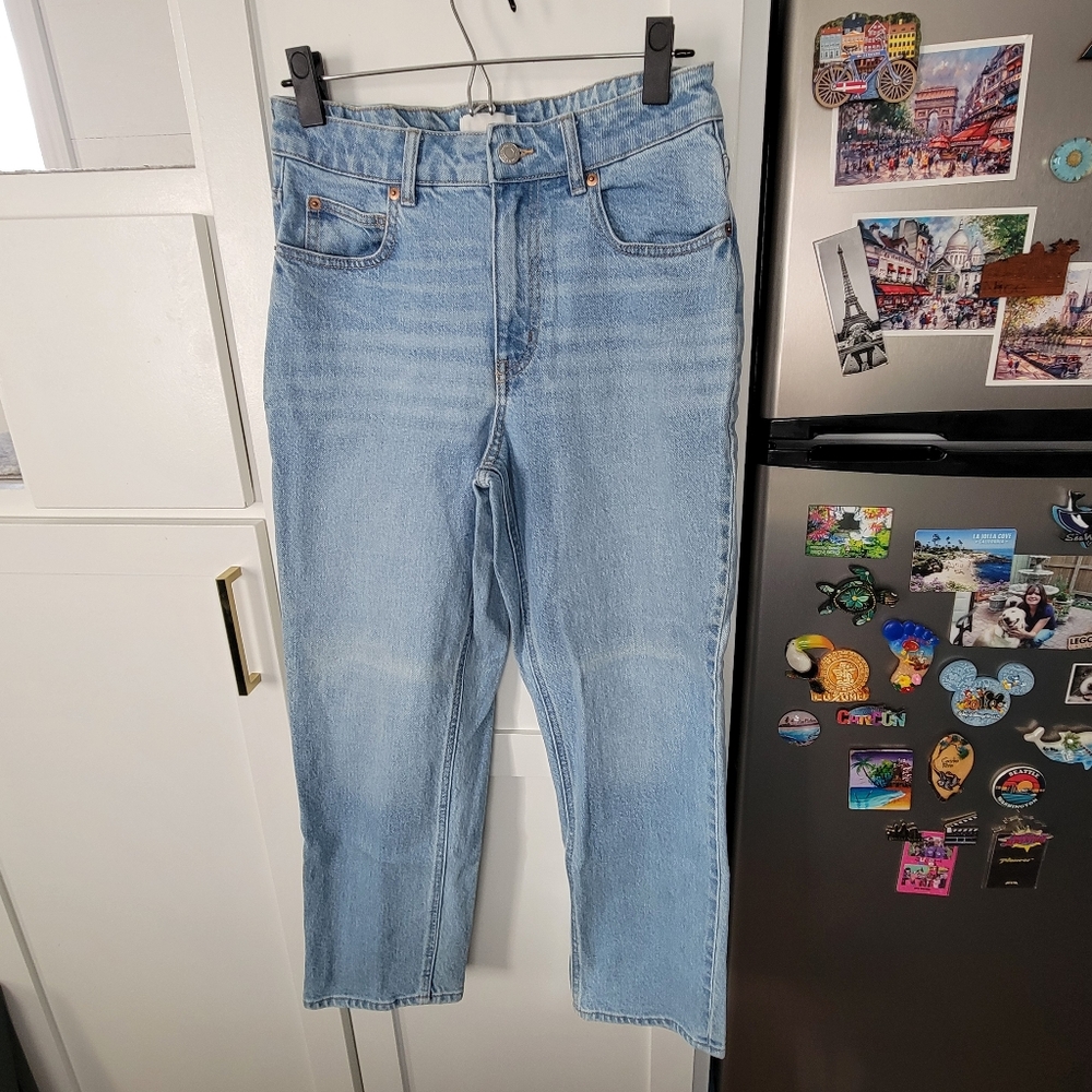 H&M high waisted straight leg jeans size 8